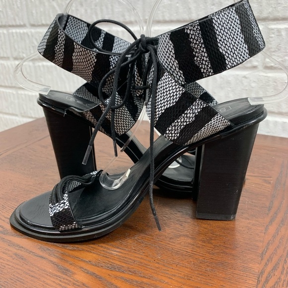 SOL SANA Chuck II Heel in Black & White Snakeskin 40 9 - Picture 4 of 11